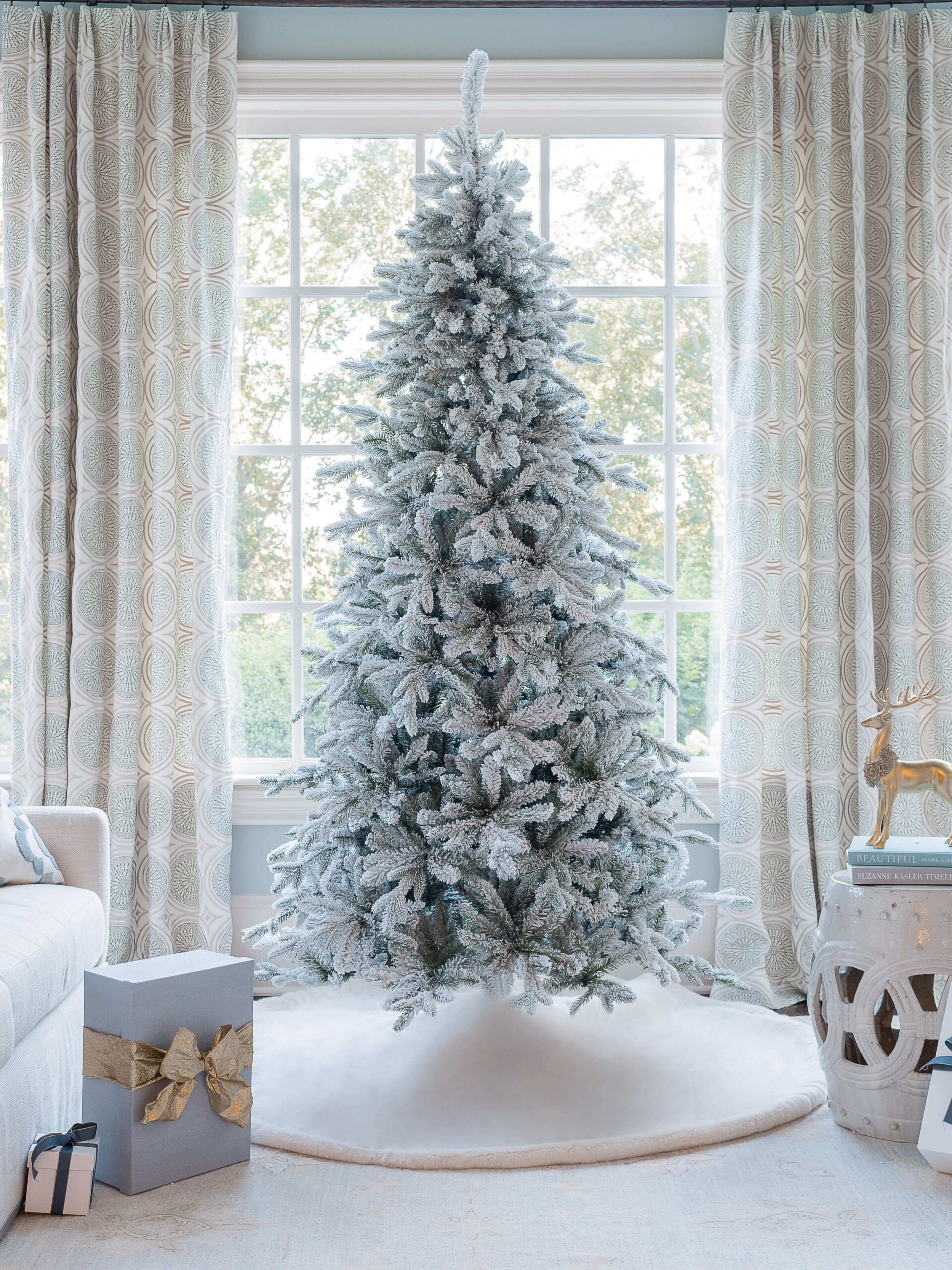 6.5' Queen Flock® Slim Artificial Christmas Tree with 500 Warm White LED Lights - Image 2