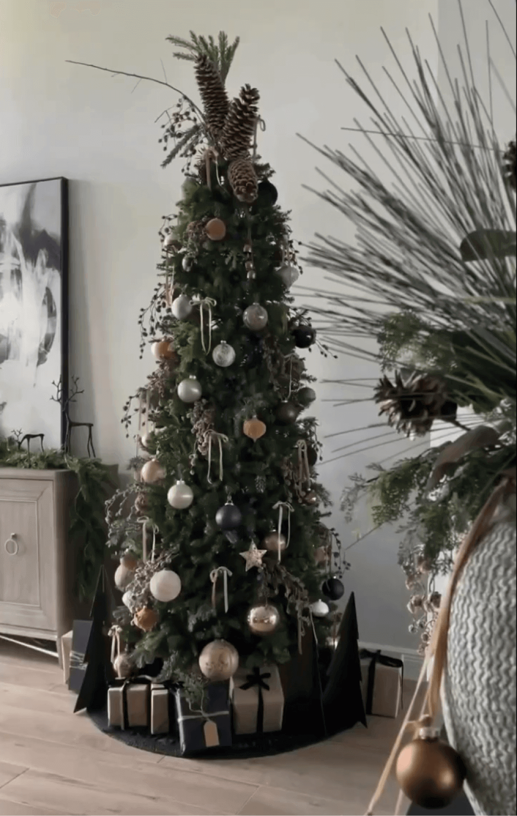 6.5' Yorkshire Fir Slim Artificial Christmas Tree with 400 Warm White LED Lights - Image 3