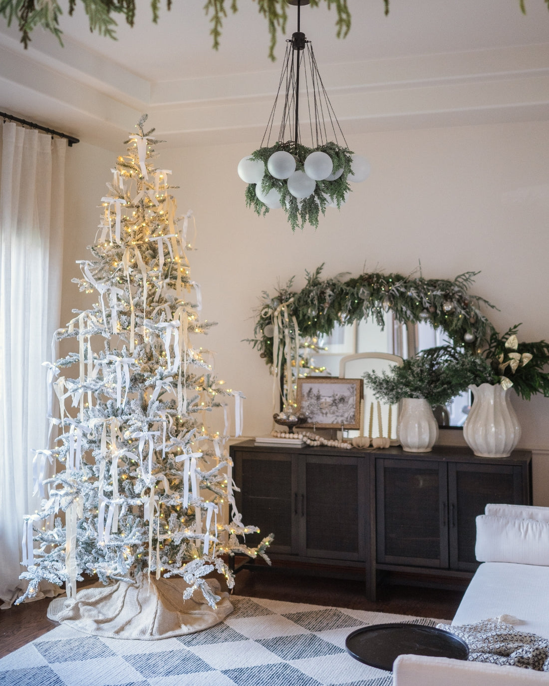 7' King Noble Flock Artificial Christmas Tree with 500 Warm White LED Lights - Image 3